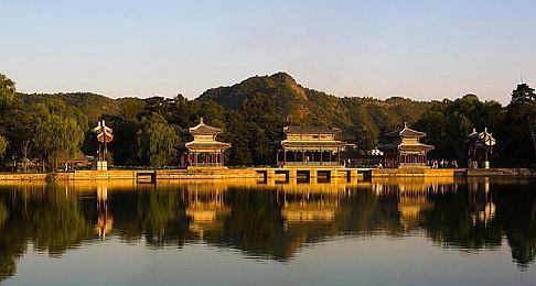 GameSpot评选2021年目前为止最佳游戏 《生化8》《尼尔》上榜